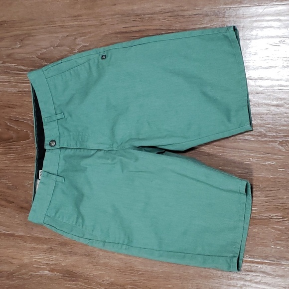(28W) Volcom Classic Bermuda Shorts Casual Outdoor Sporty Mid Length Slim Fit - Picture 1 of 11
